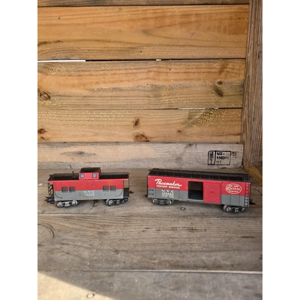 Marx 174580 NYC Pacemaker boxcar (w/ rivets) + 20102 NYC Caboose TAM 3/16ths tin